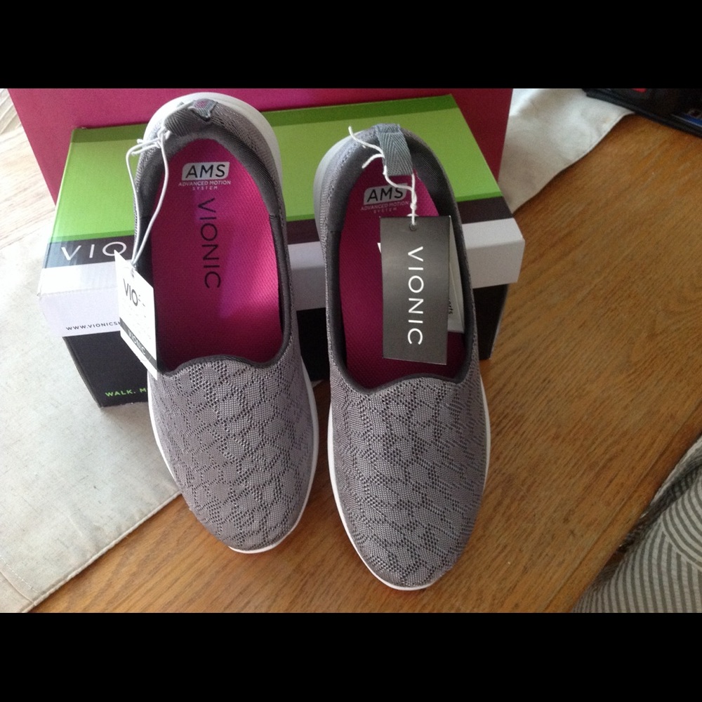 Vionic VioFit Slip-on Sneakers